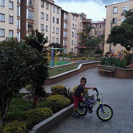 Appartamento Torres Del Rio Armenia  Esterno foto